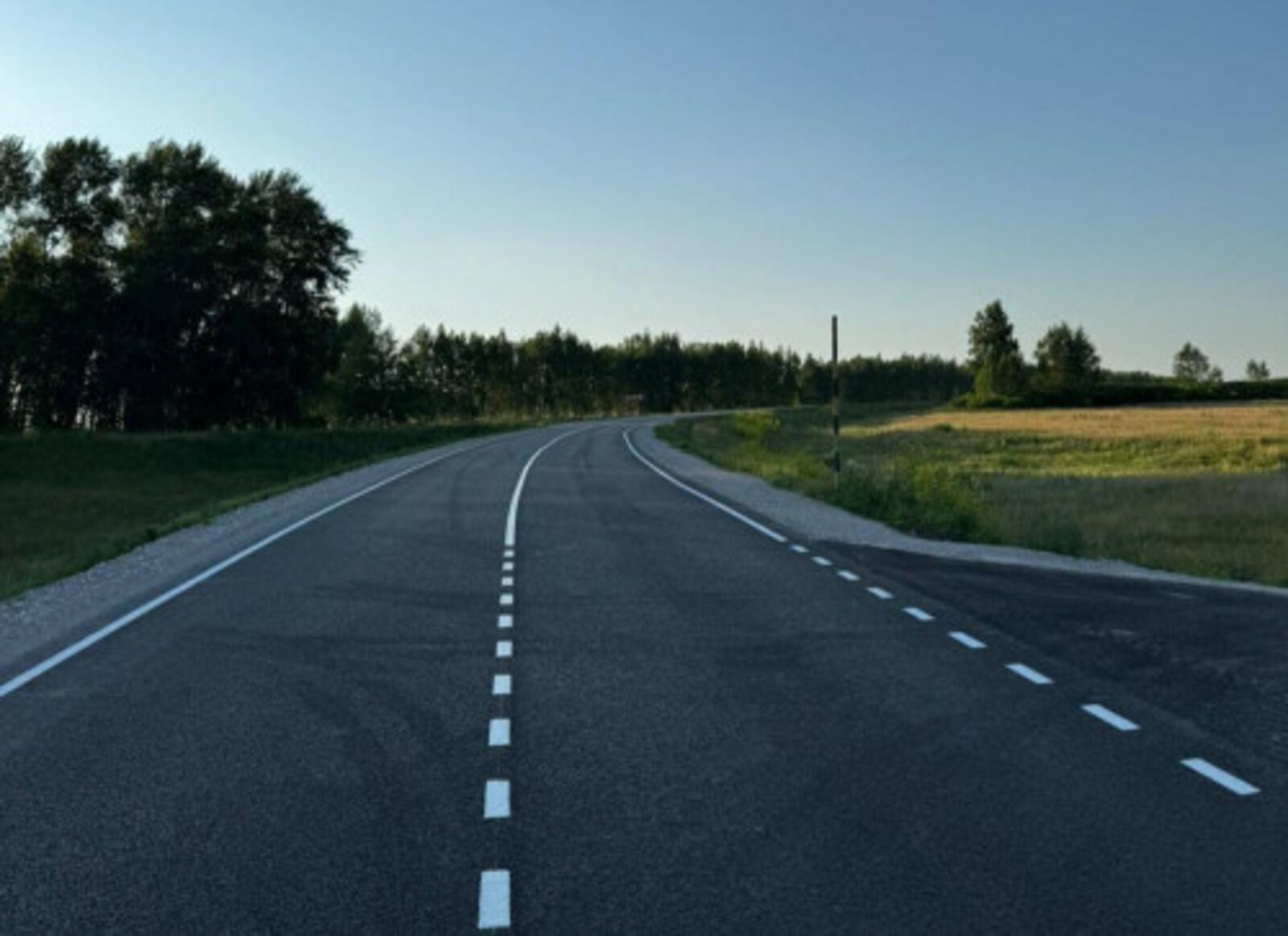 В Башкортостане отремонтировали 5,5 км дороги Шаран − Новобалтачево − Андреевка