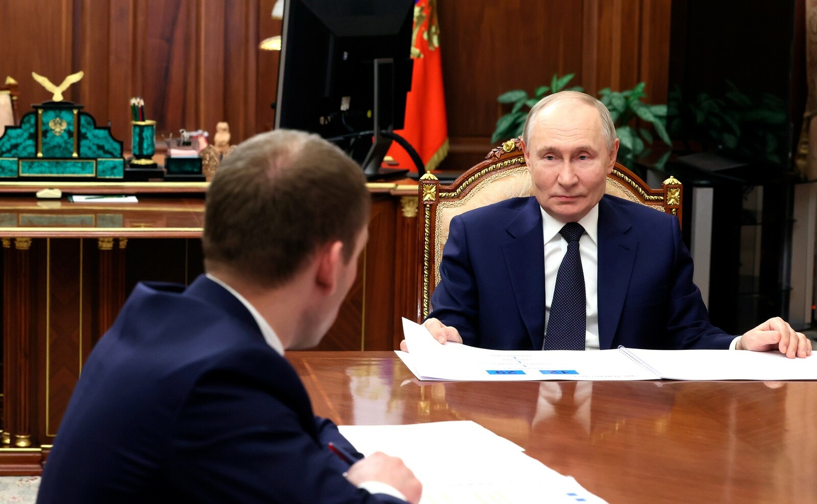 Путин встретился с министром природных ресурсов и экологии Александром Козловым