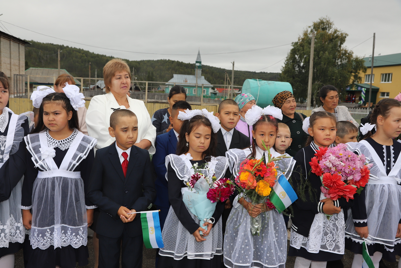Для бурангуловских школьников этот День знаний стал по-настоящему историческим