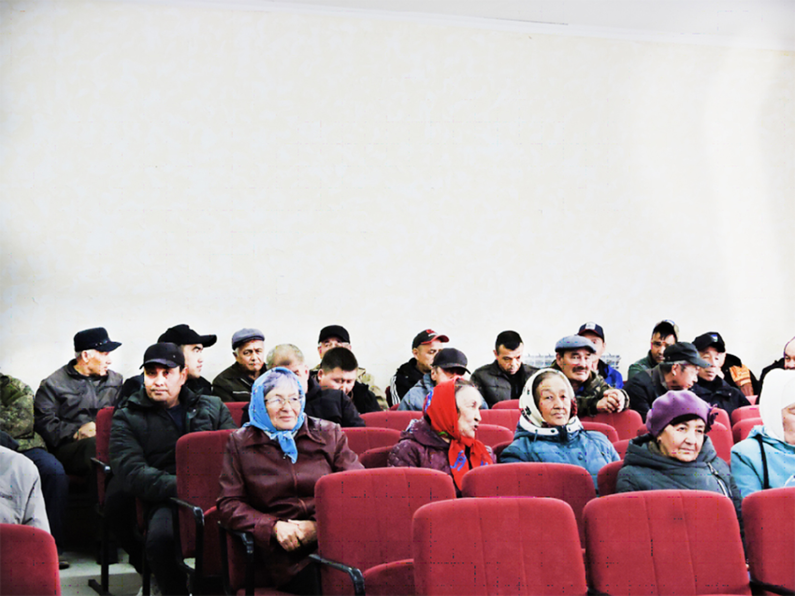 Встречи с жителями района  продолжаются…