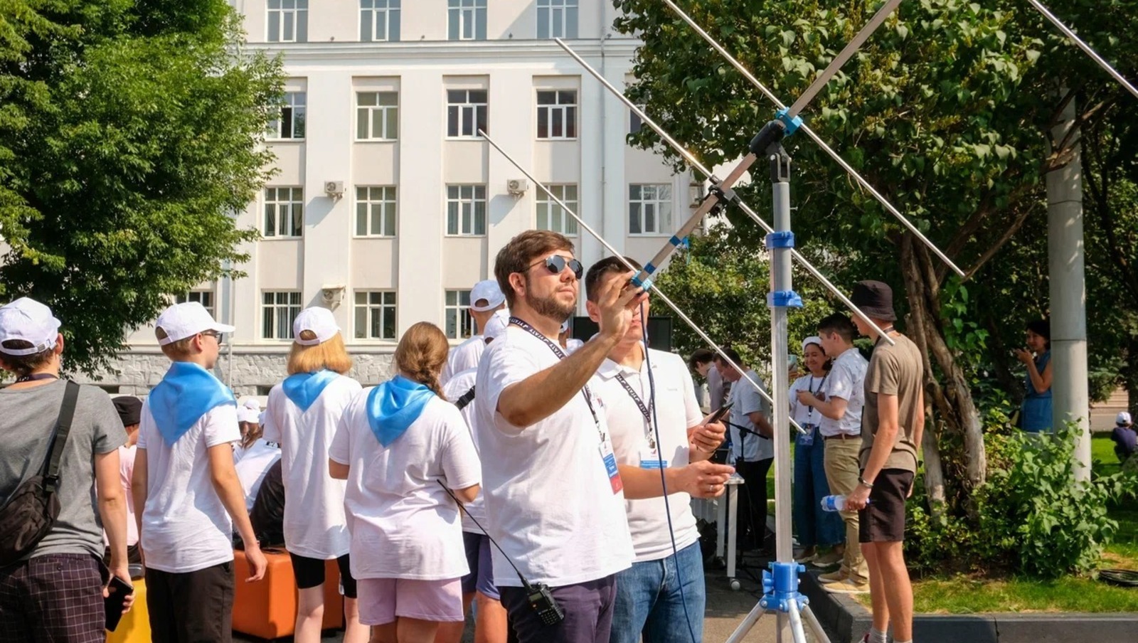 Для донбасских детей  в Уфе провели   сеанс радиосвязи с российским экипажем МКС