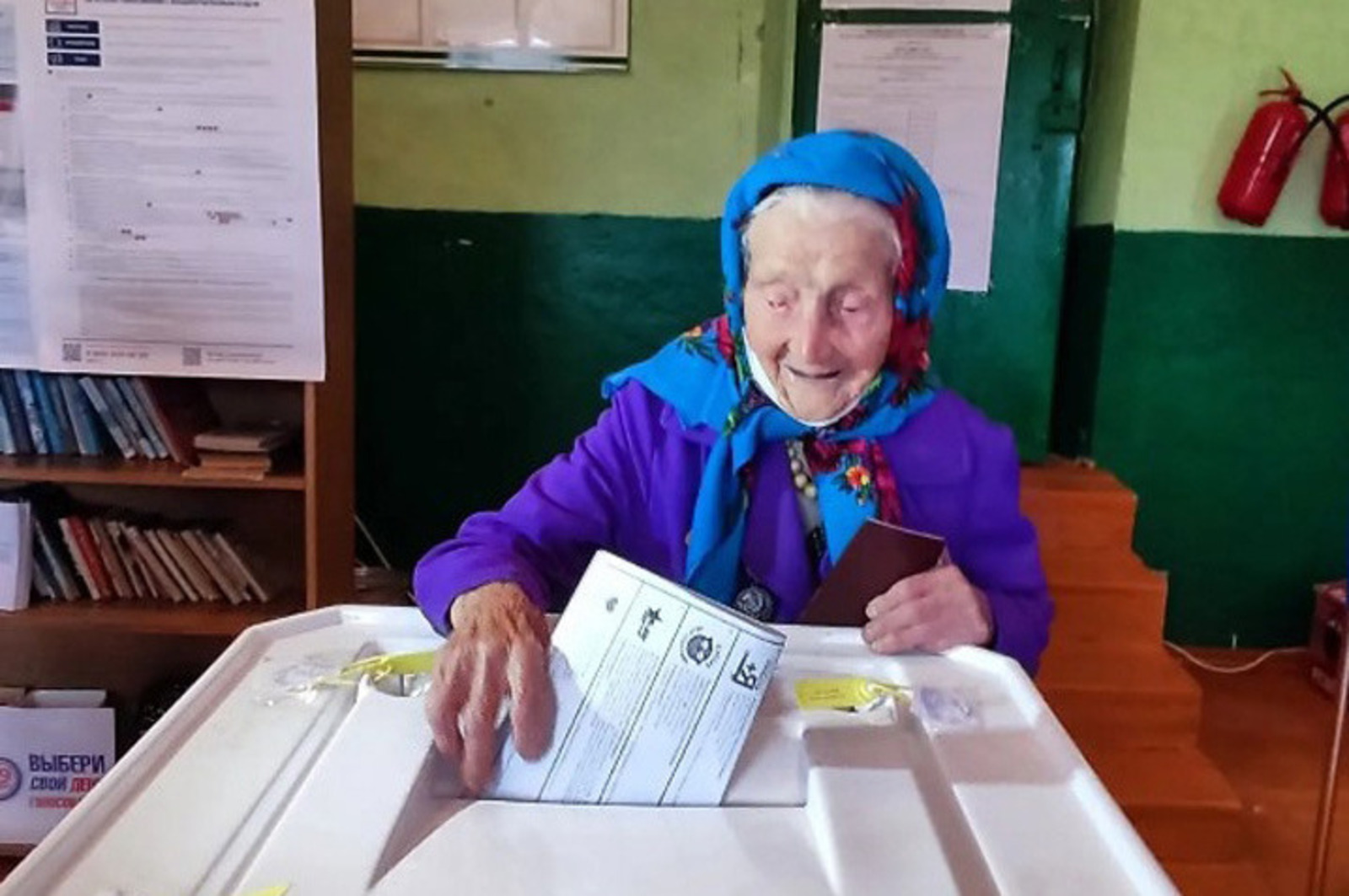 В Башкирии на выборах проголосовали столетняя жительница, блокадник и даже марсианин