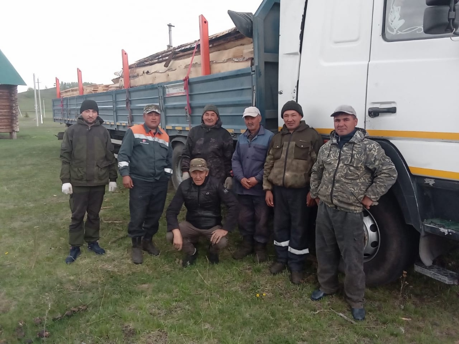 Из Башкирии в зону СВО доставили очередной гумконвой с сотнями тонн груза
