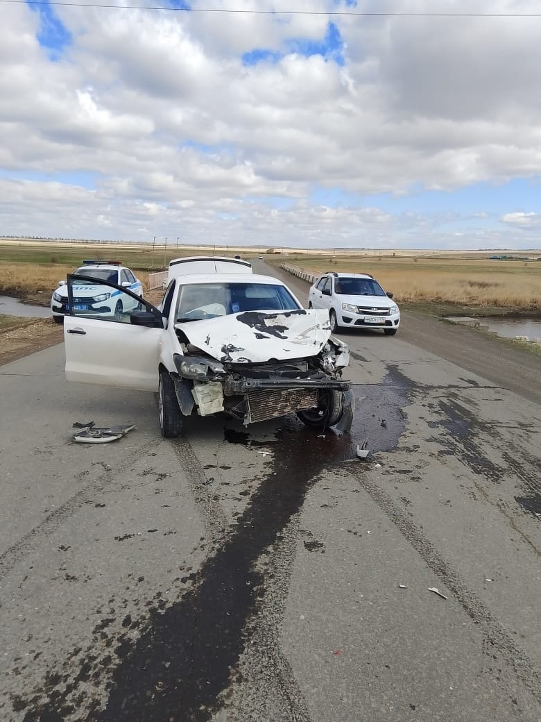 Опять авария на перекрёстке