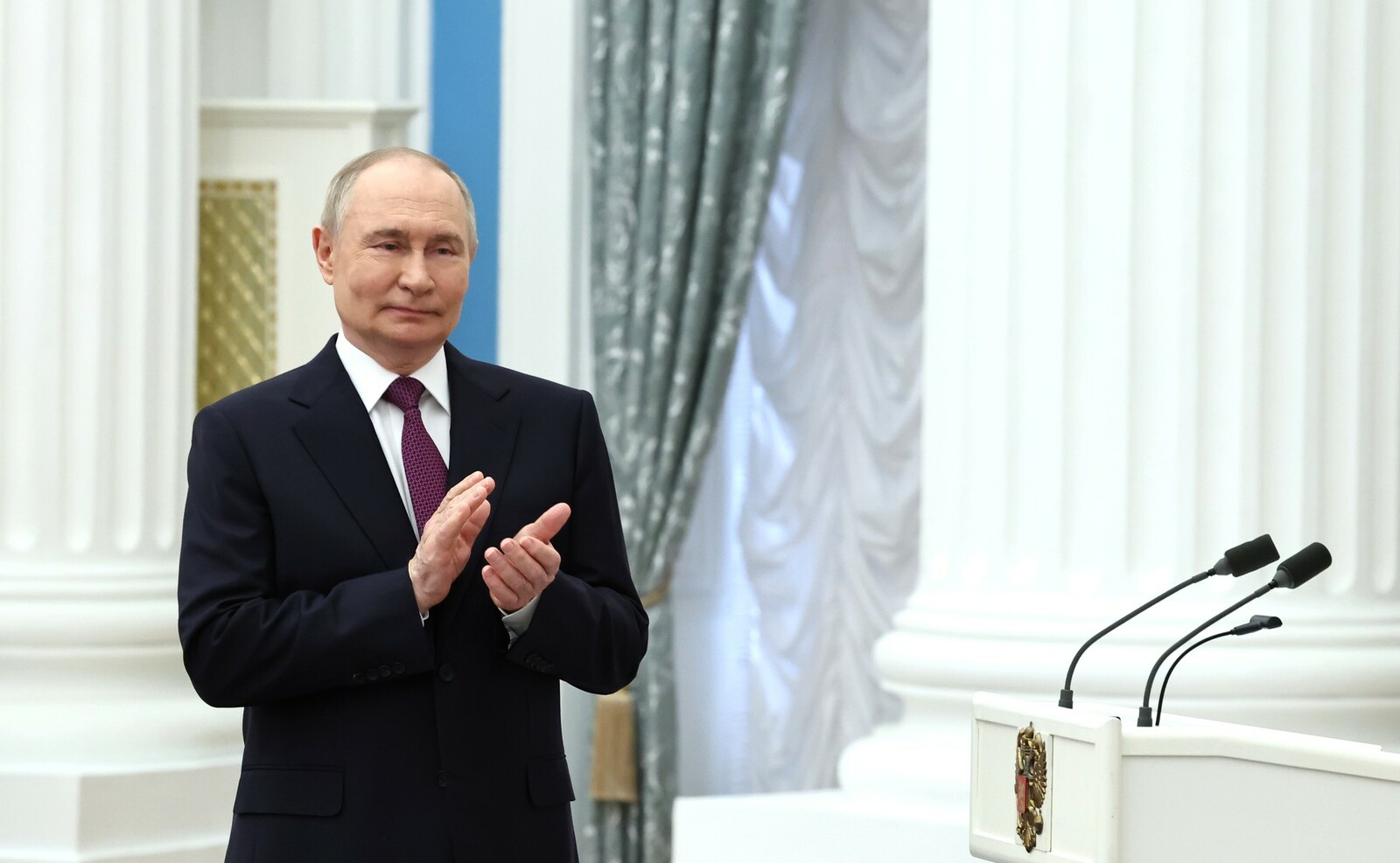 Путин вручил высшие госнаграды выдающимся россиянам