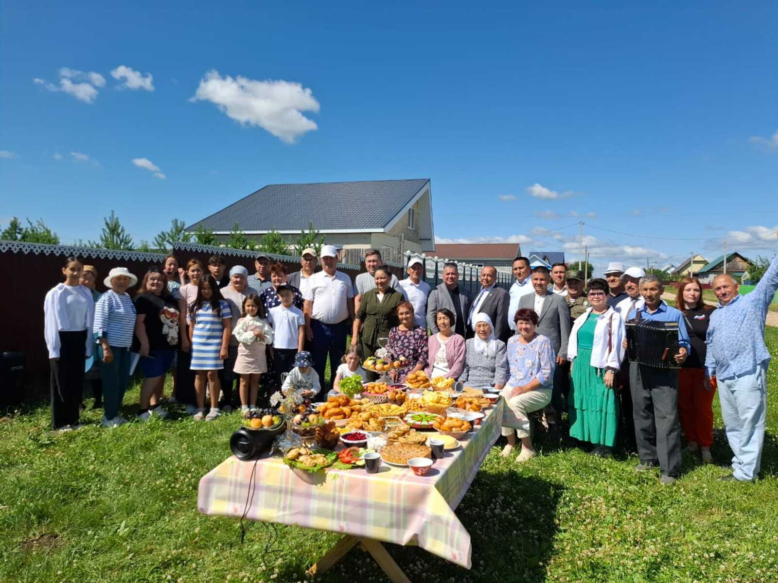 Янгельский встречает гостей