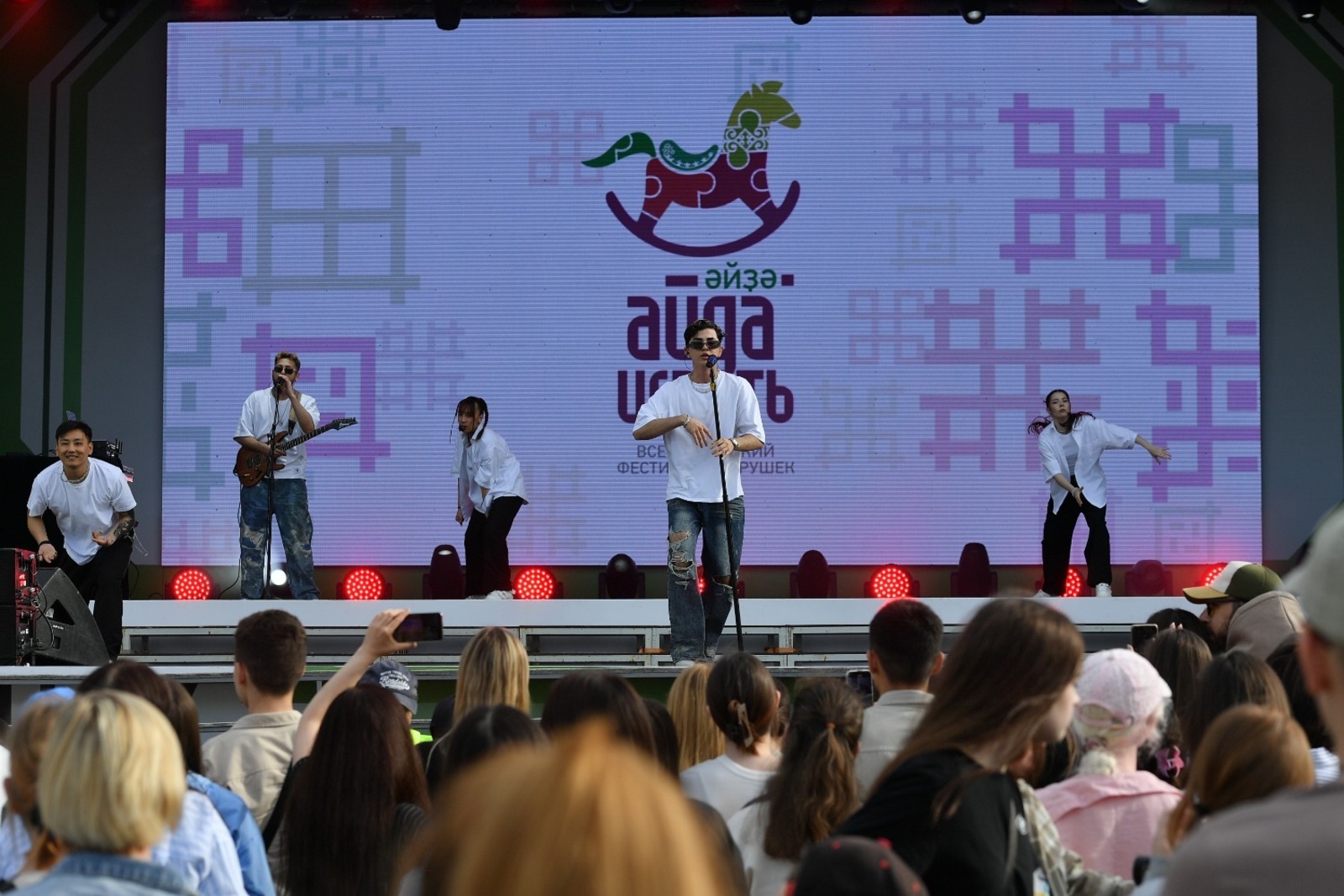 Амирчик на «Айда играть»: «Без любви нет творчества»