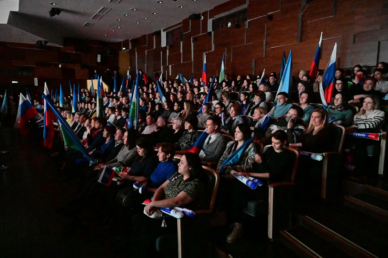 В Уфе состоялся праздничный концерт «Крымская весна» в честь 10-летия воссоединения Крыма с Россией