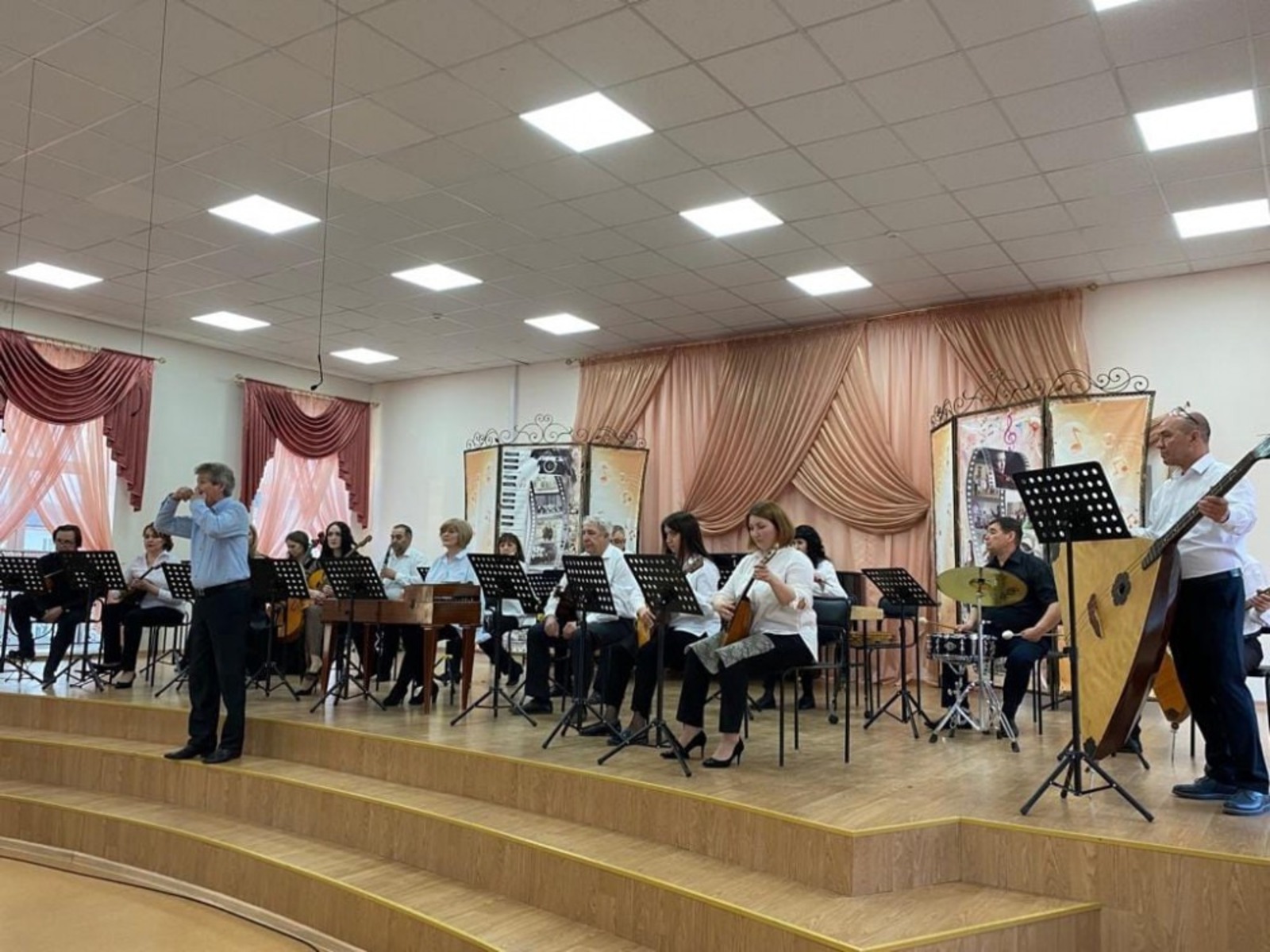 Детская музыкальная школа Нефтекамска получила инструменты и оборудование