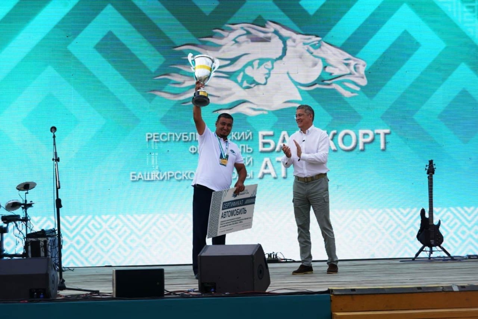 В состязаниях «Озон бэйге» на фестивале башкирской лошади «Башкорт аты» победил Алмас Шугуров