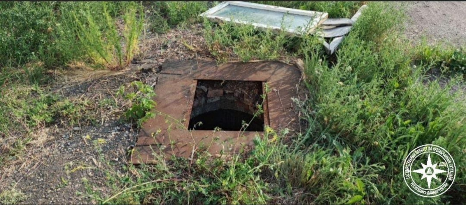 В Башкирии двухлетний малыш упал в открытый колодец