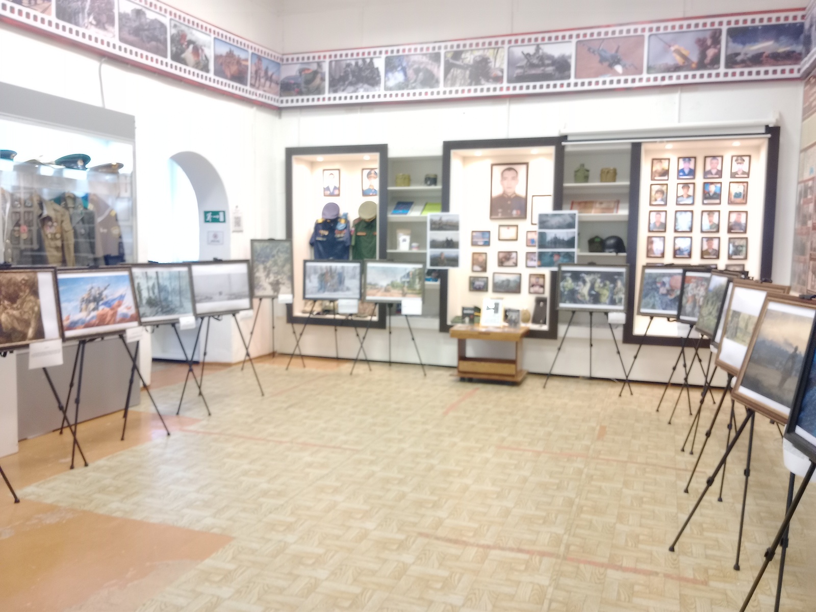 Искусство в военных красках