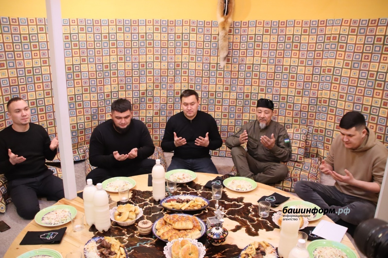 Хамза-хазрат встретился с представителями союза общественных инициатив башкирского Зауралья