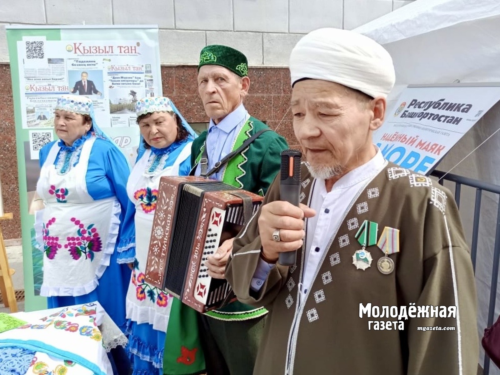 Хамза-хазрат встретился с читателями на фестивале «Китап-Байрам»
