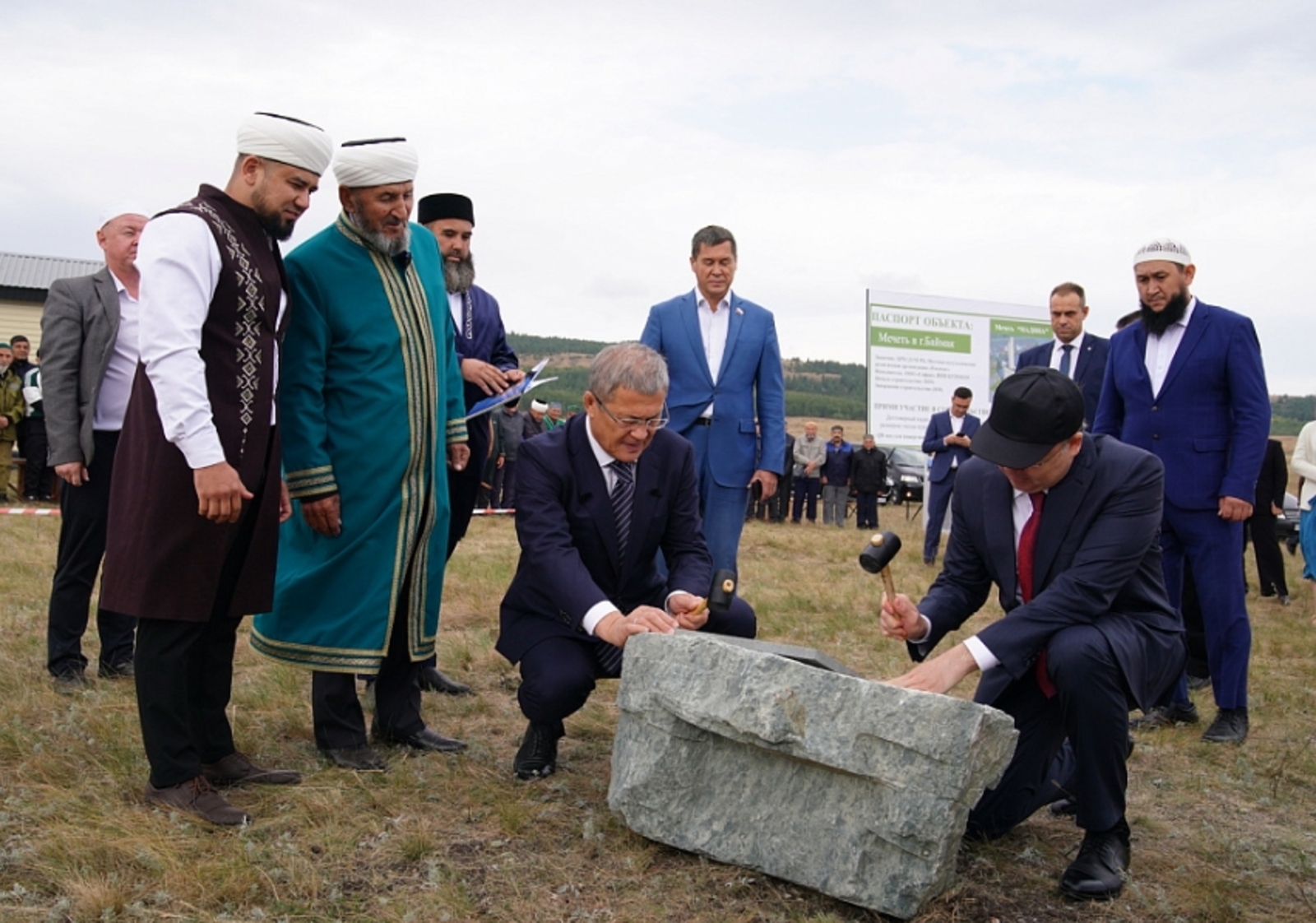 В Баймакском районе построят новую мечеть и православный храм