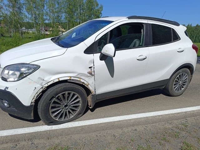 Пьяный водитель без водительского удостоверения совершил ДТП