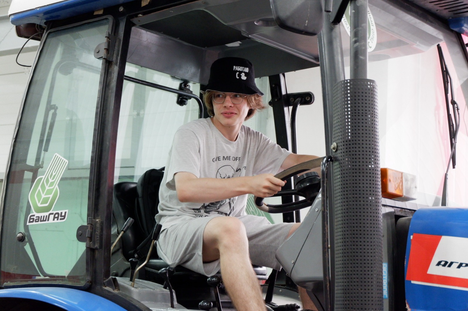 Студенты со всей России прошли Научно-популярный тур имени Шень Ко