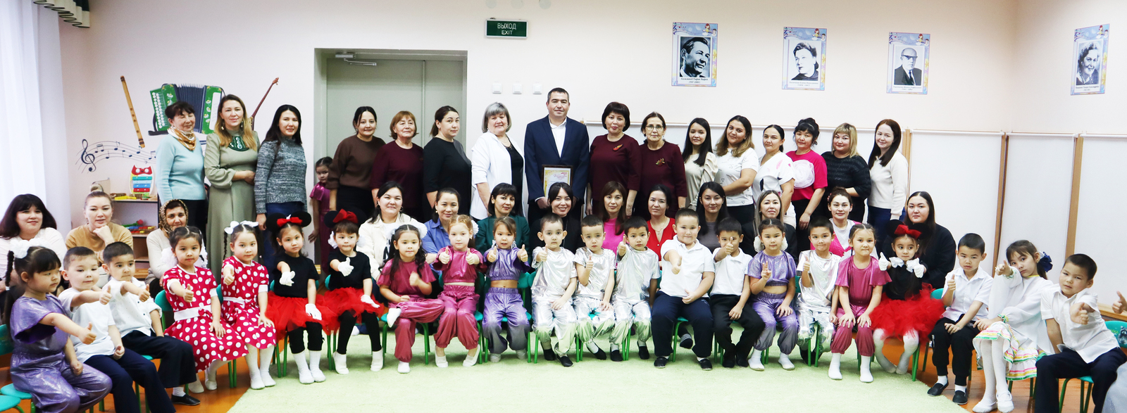 В детском саду "Миляш" торжественно отметили День матери