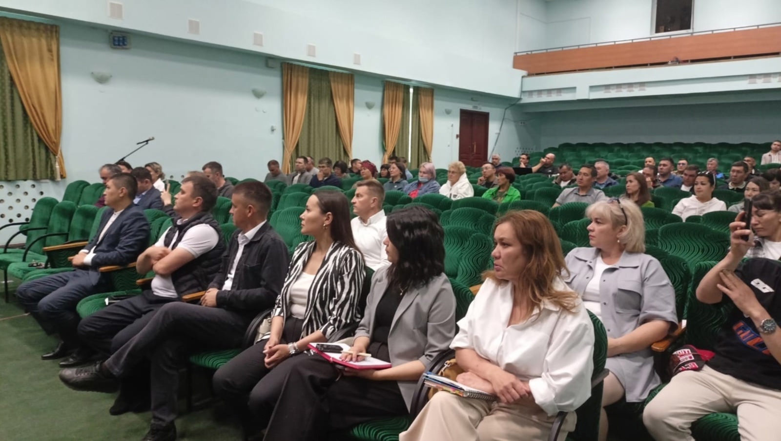 Айрат Аминев встретился в РДК с предпринимателями муниципалитета