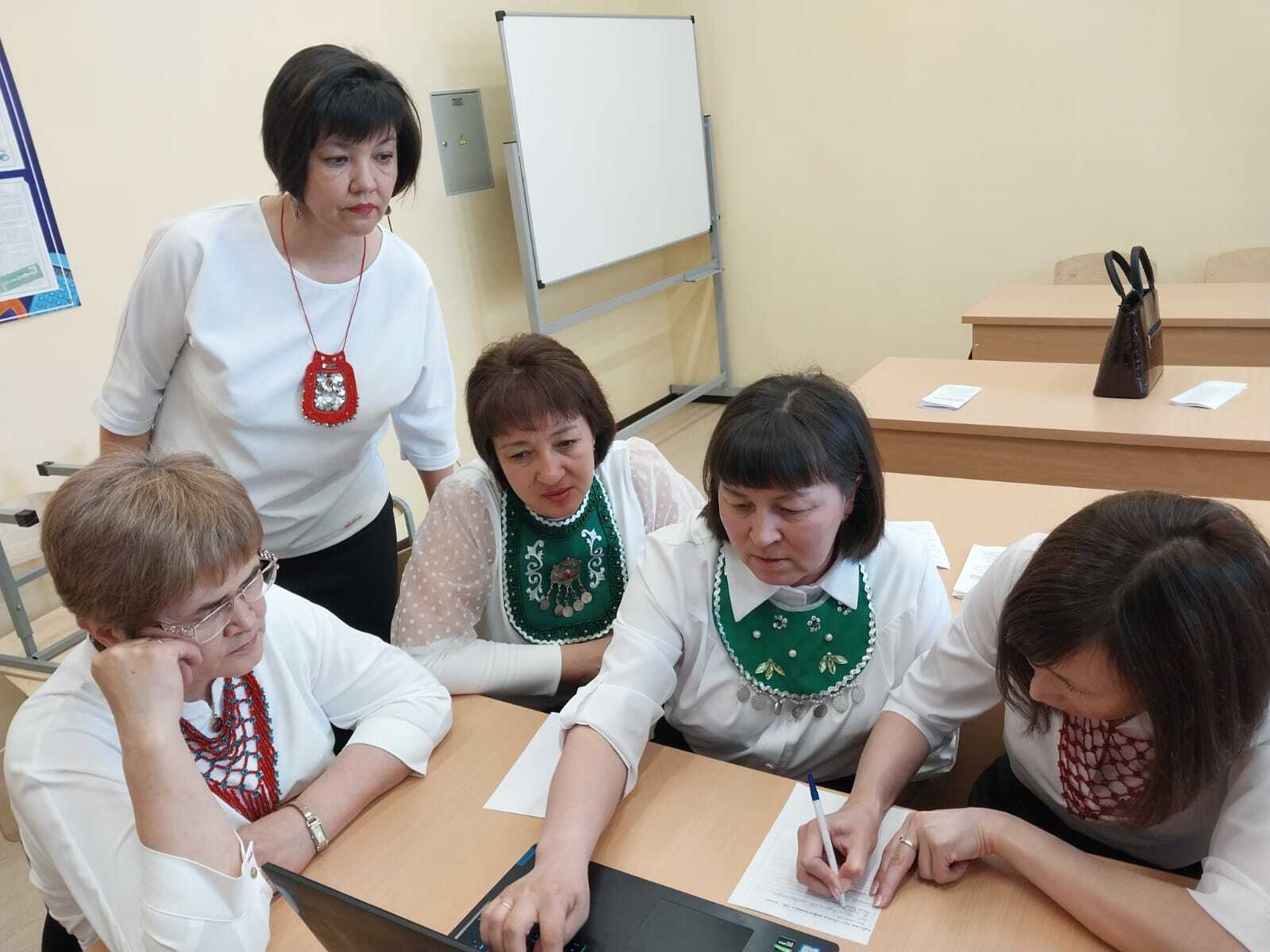 Сегодня на базе Тупаковской школы Абзелиловского района Башкирии состоялся форум учителей начальных классов «Педагогическая мастерская»