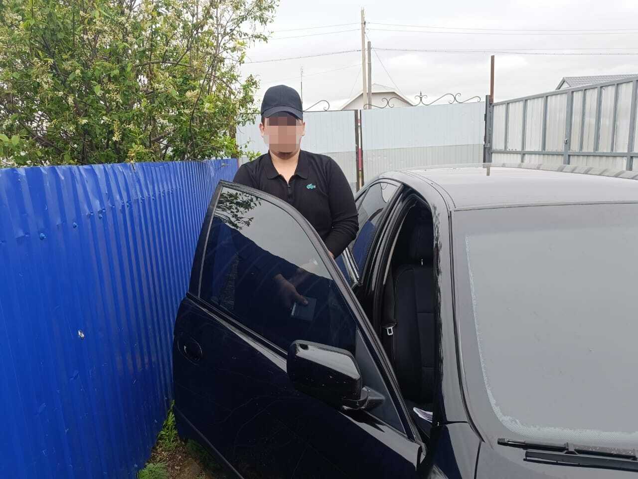 В Башкирии водитель устроил опасное представление на главной площади райцентра