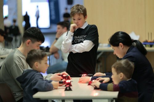 Финал II Всероссийского турнира по программированию собрал 20 лучших команд