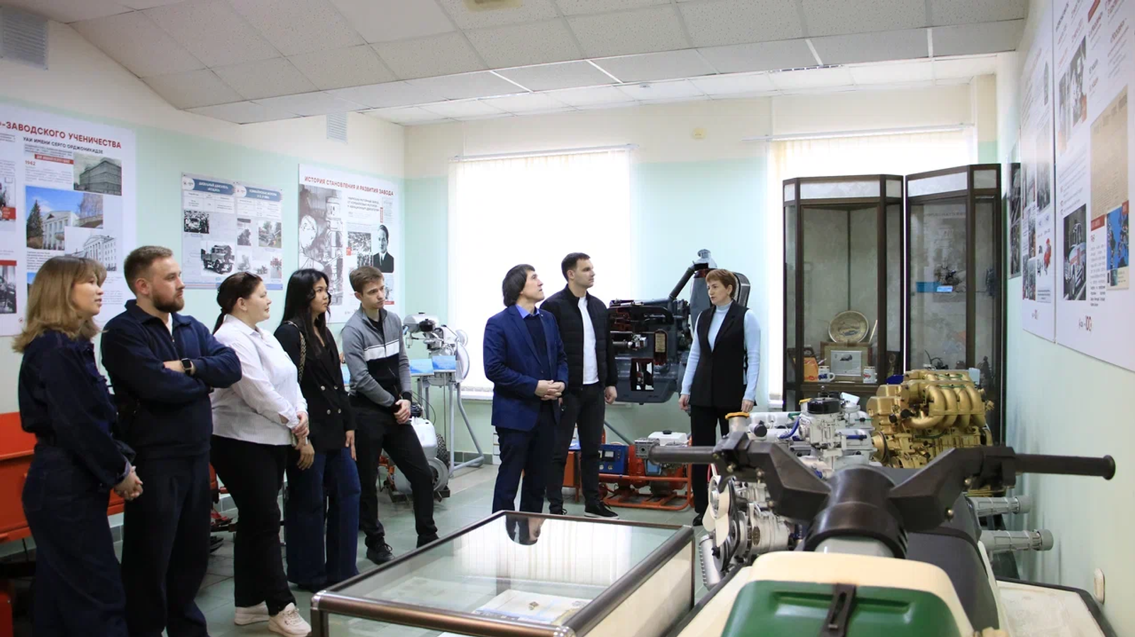 Учёные Межвузовского кампуса и Евразийского НОЦ побывал на производстве ОДК‑УМПО