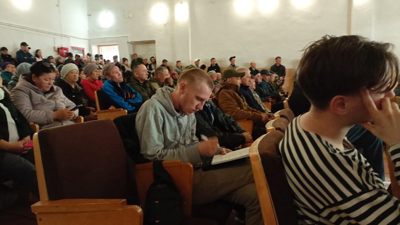 В Бурангуловском СП жители встретились с представителями ООО "Салаватское"