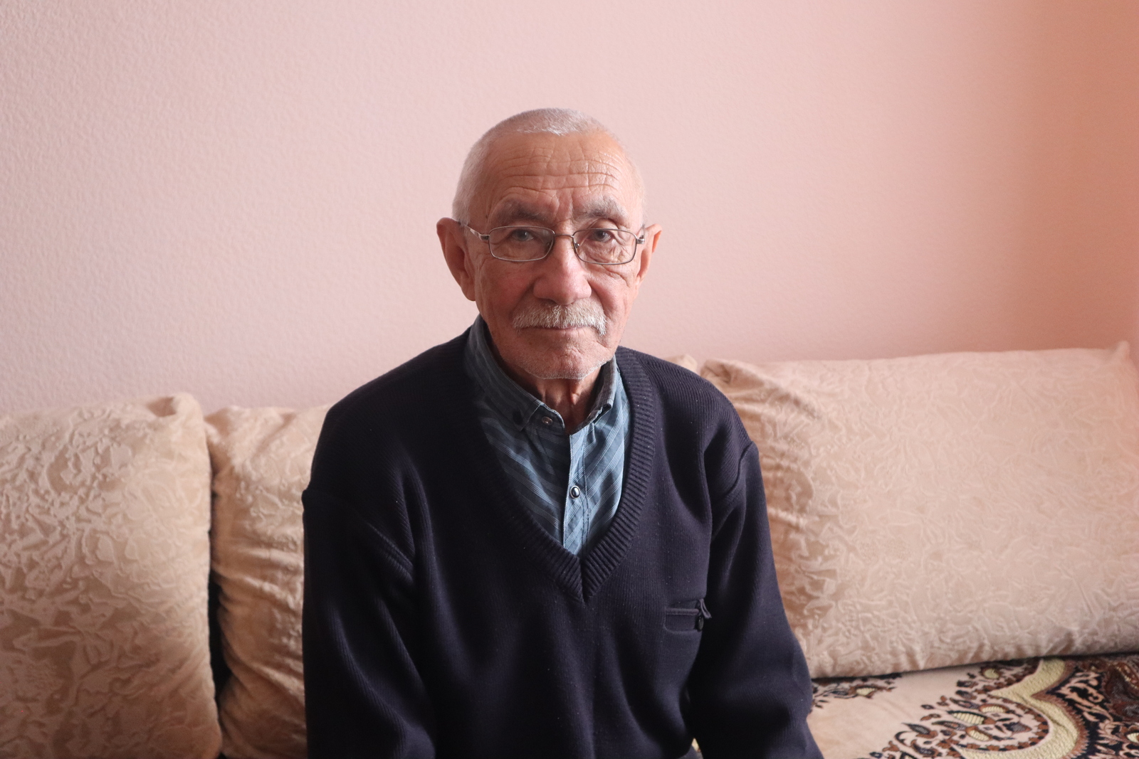 Строитель заводов