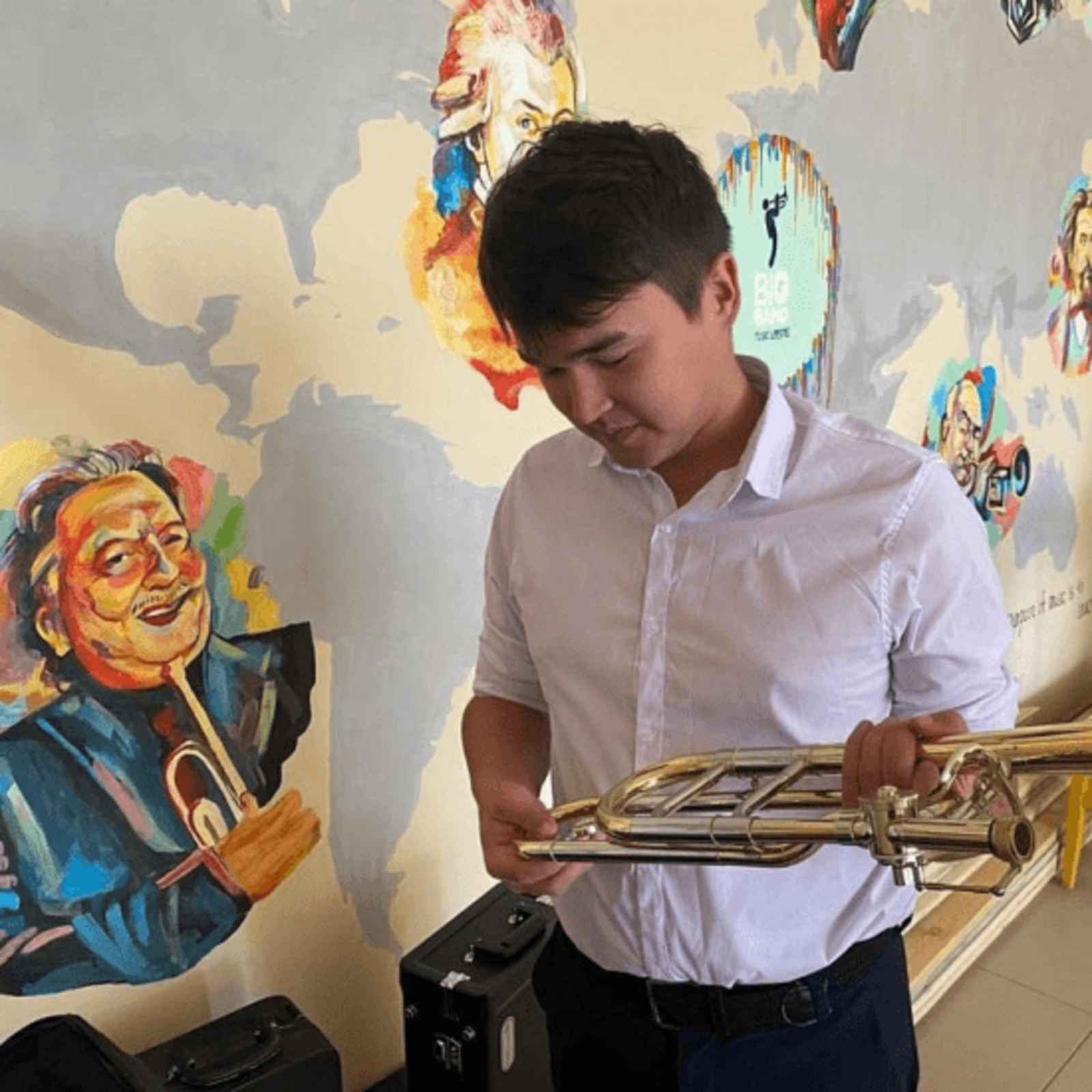 В Сибайский колледж искусств поступили новые музыкальные инструменты